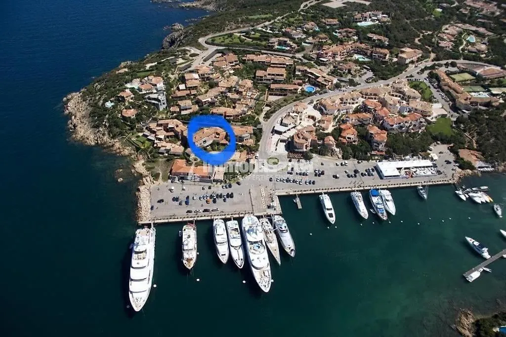 Villetta Sulla Promenade Du Port Porto Cervo 0*,  Itálie